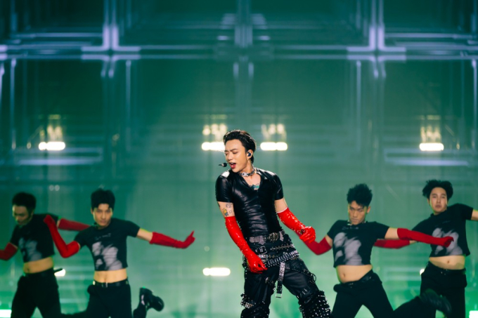 Soobin khép lại thành công concert đầu tiên trong sự nghiệp với hai đêm diễn ngập tràn cảm xúc