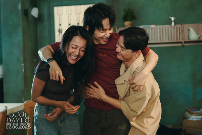 Thanh Duy - Kay Trần - Karen Nguyễn phá vỡ giới hạn bản thân, hóa song trùng ác quỷ trong Dưới đáy hồ