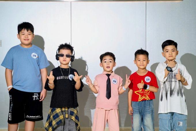 Hoa hậu Ngọc Châu - Xuân Hạnh trực tiếp casting mẫu nhí cho Cosmo The Show mùa 2