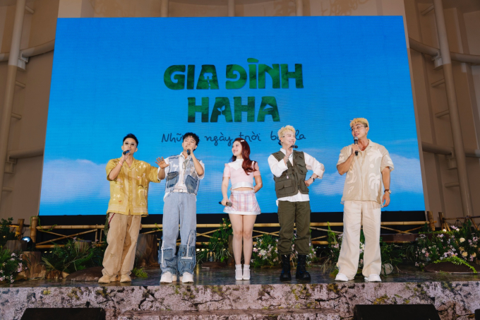 Gia đình Haha: 5 anh tài - chị đẹp trải nghiệm làm nông dân, góp phần quảng bá văn hóa, du lịch Việt Nam