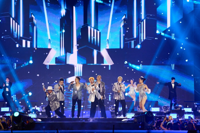 33 anh tài “đốt cháy” sân khấu Concert Anh trai vượt ngàn chông gai Day 5 với setlist dài hơn 50 ca khúc