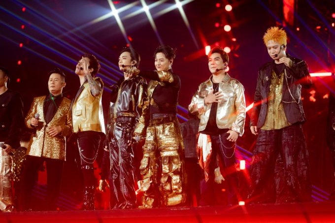 33 anh tài “đốt cháy” sân khấu Concert Anh trai vượt ngàn chông gai Day 5 với setlist dài hơn 50 ca khúc