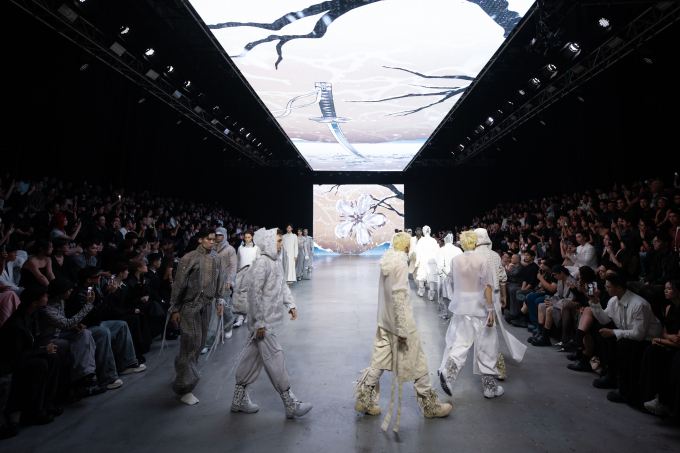 DEPA Fashion Show 2025: Minh Tú mở màn với hình tượng người mẹ, 5 nhà thiết kế trẻ debut cực chất