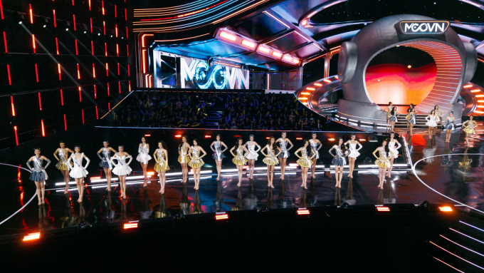 Nguyễn Hoàng Phương Linh đăng quang Miss Cosmo Vietnam 2025, Đỗ Cẩm Ly giành giải á hậu