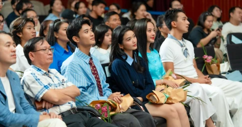 "Ngày xưa có một chuyện tình" hé lộ cảnh nóng đầu tiên trong phim chuyển thể của Nguyễn Nhật Ánh