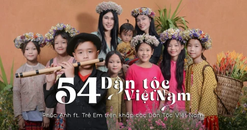 "Nàng thơ Cinematic" Phúc Anh mang niềm vui cho trẻ em vùng cao trong MV "54 Dân tộc Việt Nam"