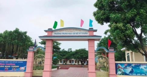 Phó hiệu trưởng tự ý nghỉ 3 tháng sang Hàn Quốc tìm việc mới