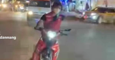 Xử phạt 2 thanh niên tự ý dẫn đường xe cấp cứu ở Đà Nẵng