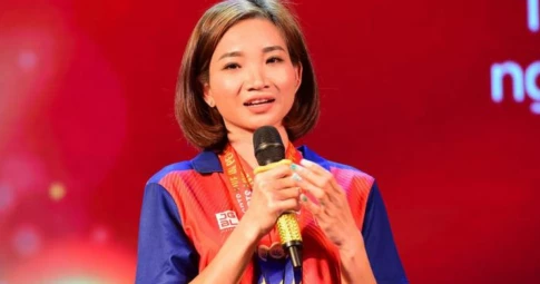 "Nữ hoàng điền kinh" Nguyễn Thị Oanh vượt Sơn Tùng M-TP trên BXH gương mặt nổi bật