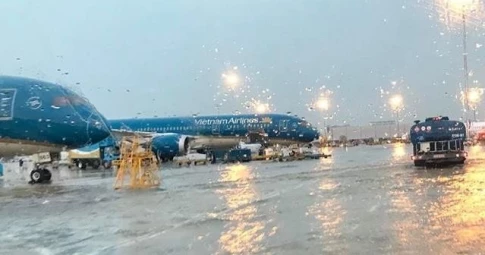 Sân bay Nội Bài, Cát Bi, Thọ Xuân, Vân Đồn bị ảnh hưởng bão số 1