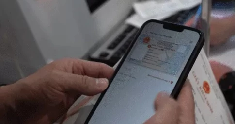 Chính thức cho dùng VNeID thay căn cước công dân khi đi máy bay
