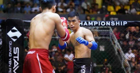 VIDEO: Cao thủ MMA Việt Nam liên tiếp hạ gục võ sĩ Hàn Quốc và Trung Quốc