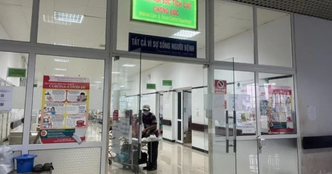 5 người trong một gia đình phải nhập viện sau bữa ăn