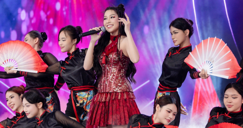 Thủy Bùi đầu tư công phu khi hát hit Chi Pu, Hồ Ngọc Hà khen ngợi: 
