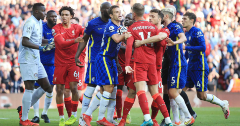10 cầu thủ Chelsea cầm hòa Liverpool tại Anfield trong trận cầu siêu kịch tính