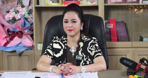 Bà Nguyễn Phương Hằng được triệu tập đến tòa vì bị cưỡng đoạt 500 nghìn đồng