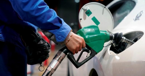 Giá xăng dầu tiếp tục tăng mạnh, dự báo vượt 30.000 đồng/lít