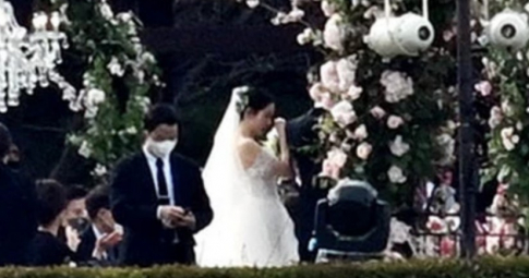 Son Ye Jin khóc rồi! Tất cả là vì khoảnh khắc này trong siêu đám cưới với chú rể Hyun Bin