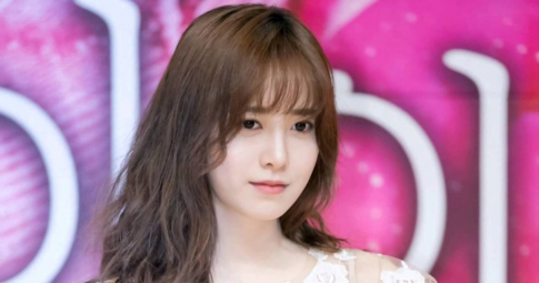 "Nàng Cỏ" Goo Hye Sun bất ngờ xác nhận đã chia tay bạn trai sau ồn ào ly hôn chồng?