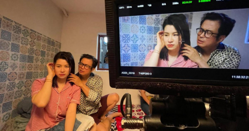 Huyền Trang vã mồ hôi với cảnh nóng trong 'Thương ngày nắng về'