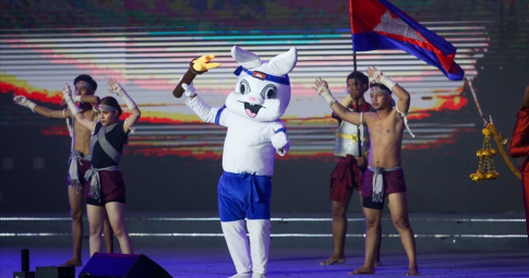 Không còn "ao làng", Campuchia biến SEA Games 32 thành "ao nhà" khi ban lệnh cấm kỳ lạ