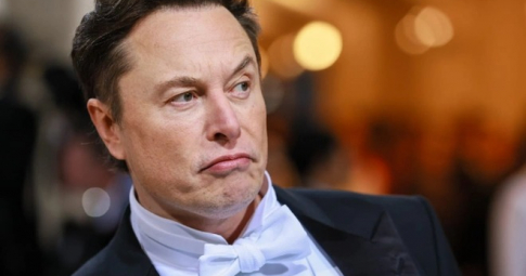 Elon Musk cáo buộc Twitter tiêu huỷ chứng cứ