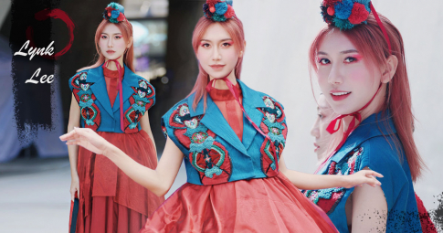 Lynk Lee diện outfit nổi bật, khoe nhan sắc "đỉnh cao" tại Seoul Fashion Week 2022