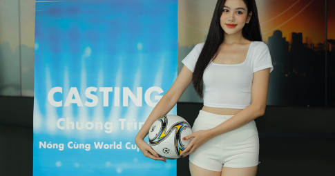 Cận cảnh nhan sắc xinh đẹp của hotgirl đại diện cho Pháp ở "Nóng cùng World Cup"