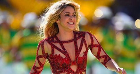 Shakira, Jennifer Lopez và những ca sĩ có màn biểu diễn ấn tượng tại World Cup