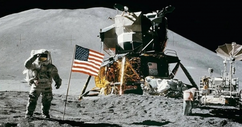 Thế giới vừa 8 tỉ người, NASA khẳng định chắc như đinh đóng cột: "Con người có thể sống và làm việc trên Mặt Trăng từ năm 2030"