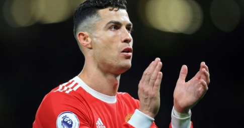Nóng: Ronaldo đồng ý hợp đồng khủng gia nhập CLB của Ả Rập Xê Út