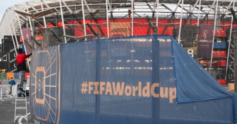 Đỉnh: Qatar bắt đầu di dời sân vận động 40.000 chỗ ngồi sang Uruguay để phục vụ World Cup