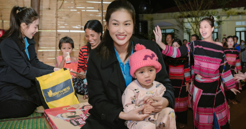 Hoa hậu Thiên Ân mang yêu thương đến nhiều trẻ em vùng cao với dự án “Tết hạnh phúc Xứ Nẫu”