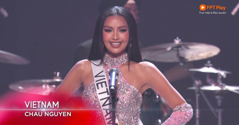 Chọn tóc thẳng son trầm, Ngọc Châu mở màn Miss Universe 2022 đầy ấn tượng, tự hào hô vang "Việt Nam"