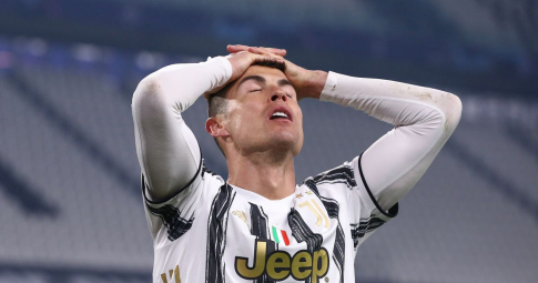 Ronaldo có thể bị cấm thi đấu 1 tháng vì Juventus
